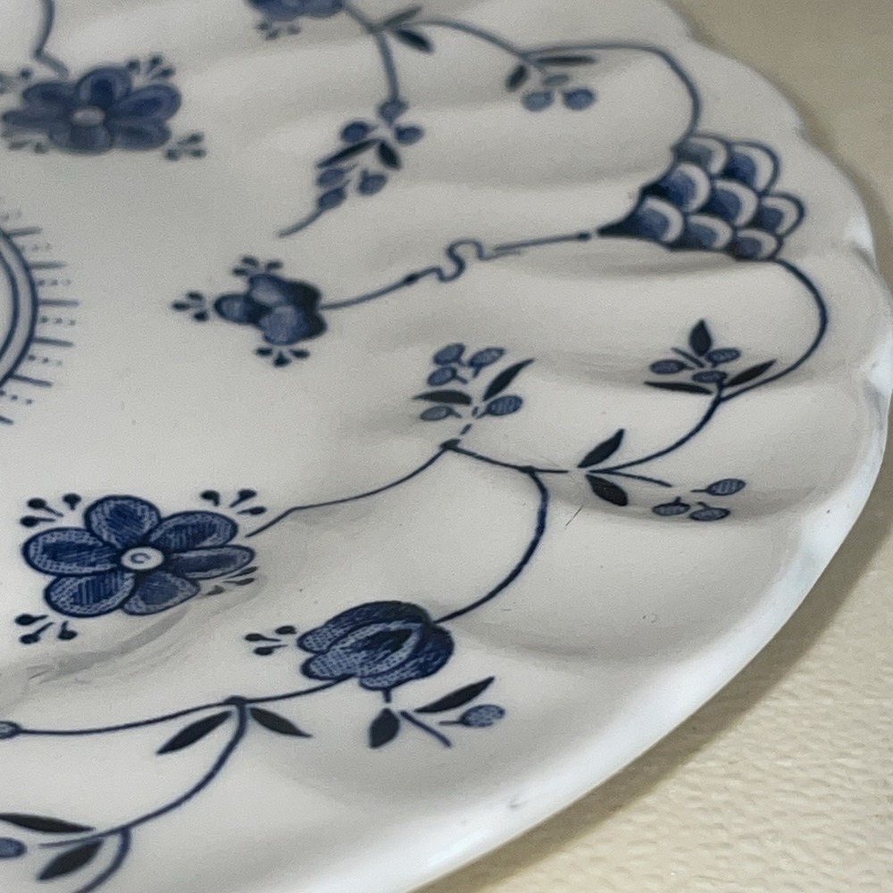 Vntg Churchhill China Finlandia Replacement Traditional Floral 6 3/4 Side Plate